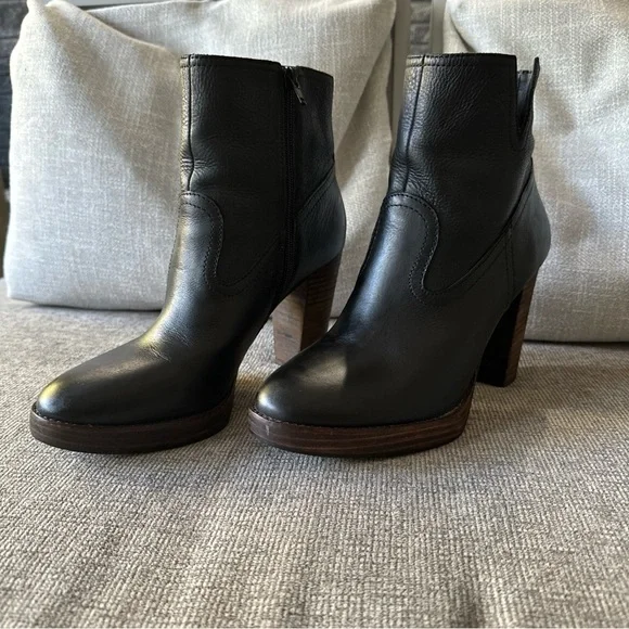 Lucky Brand Black Leather Boots - Picture 8 of 12